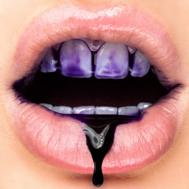 Brillaglo™ — Aufhellungsgel für ein strahlendes, selbstbewusstes Lächeln